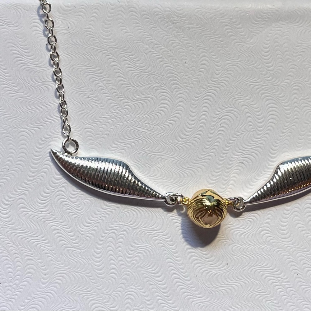 Golden Snitch necklace - Harry Potter